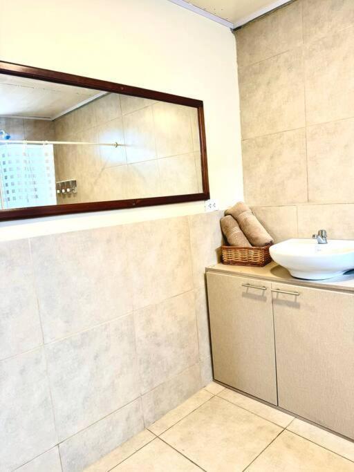 Suite En Exclusiva Urbanizacion Con Piscina Privada Manta Dış mekan fotoğraf